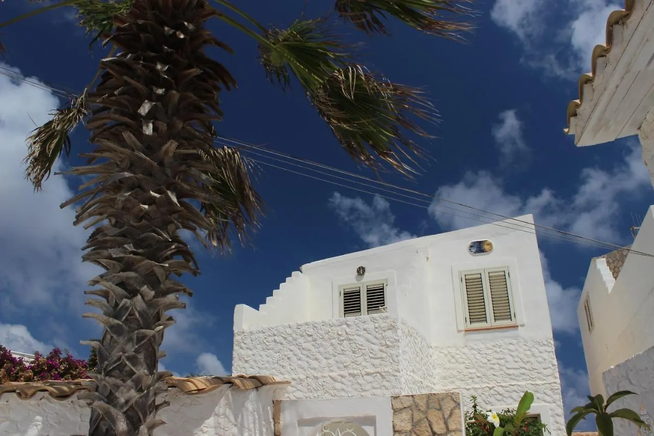 ***  Hotel Macondo Lampedusa Italy